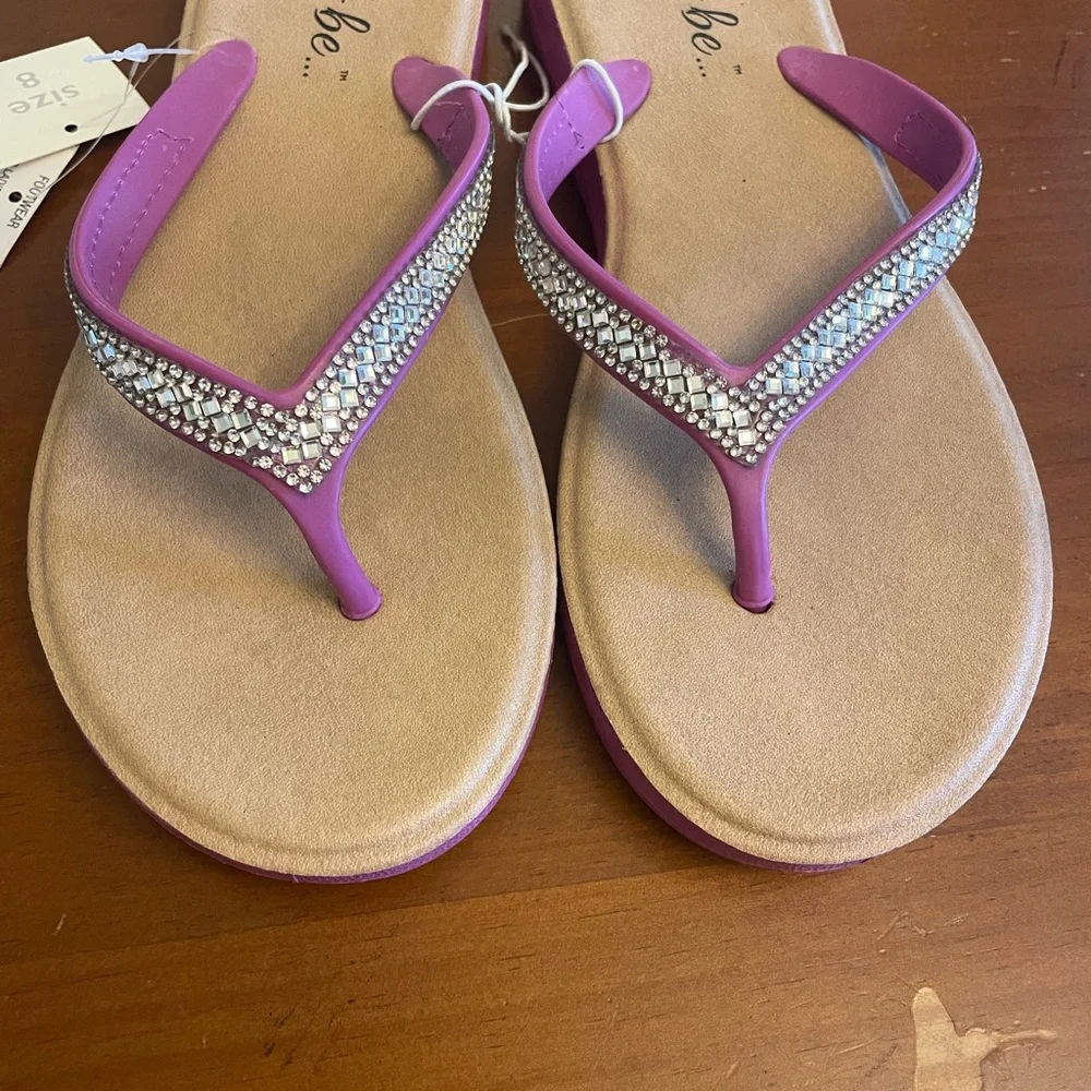 NWT Just be Purple Rhinestone Thong Sandals with Tan Footbed